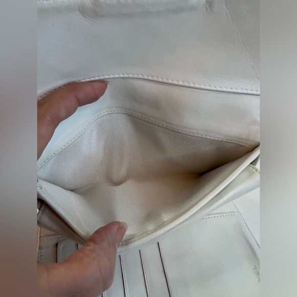 Chanel White Perforated Leather Continental Wallet w/Silver CC Hardware/Logo - Picture 13 of 16